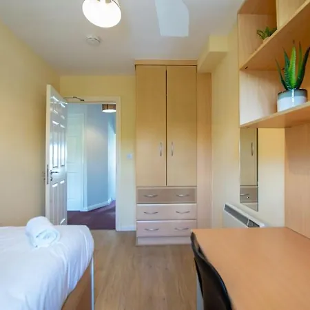Holiday home 106 - The Townhouse By Shortstays *
