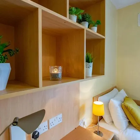 106 - The Townhouse By Shortstays *