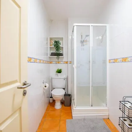 Holiday home 106 - The Townhouse By Shortstays *