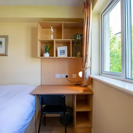 Holiday home 106 - The Townhouse By Shortstays *